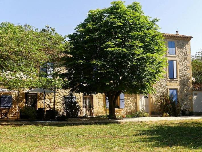 Chambre d’hôte pour 2 personnes, avec Terrasse ainsi que Jardin et Piscine