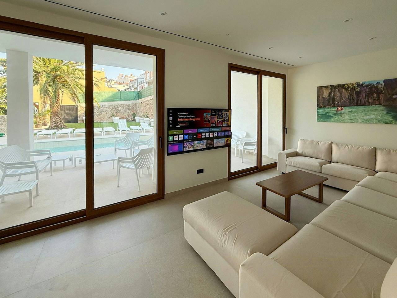 Villa de diseño y piscina climatizada in Montanejos, Provincia de Castellón