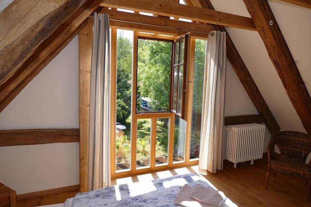 Haus Anno 1750: Ferien im Spreewald-Dorf Lehde direkt am Fließ mit Sauna und Kamin in Lehde, Lübbenau