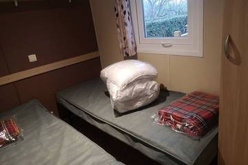 Camping pour 6 Personnes dans Trogues, Région de Chinon, Photo 2