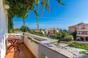 Ferienwohnung für 8 Personen, mit Balkon, kinderfreundlich in Premantura