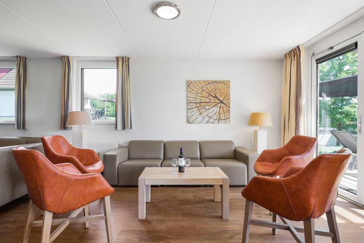 Ferienhaus für 12 Personen, mit Balkon/Terrasse und Terrasse sowie Sauna in Kell am See - 3