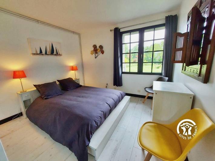 Location de vacances pour 6 personnes, avec terrasse et jardin dans Saint-Jean-sur-Mayenne - 4