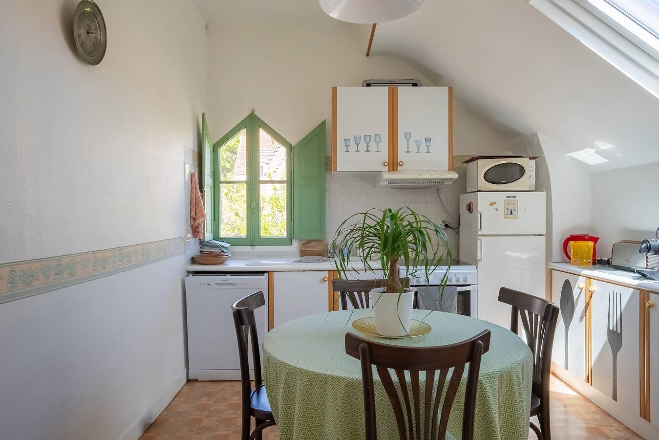 Geheel appartement, Sfeervol Appartement in de Historische Ville d'Hiver in Arcachon, Arcachon en omgeving