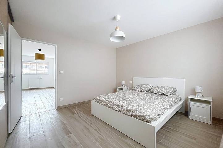 Quiet, bright new house - 4 bedrooms - Near center of Orléans in Orléans, Loire-Tal