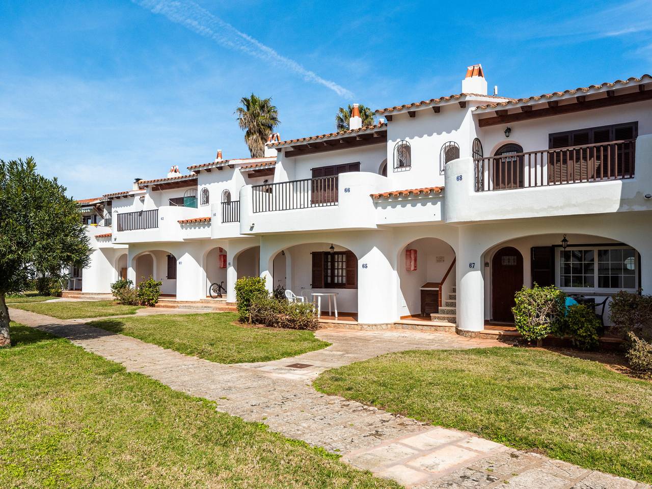 Entire apartment, Charming apartment in Son Bou with terraces, near the beach in San Jaime Mediterráneo, Alaior Municipality