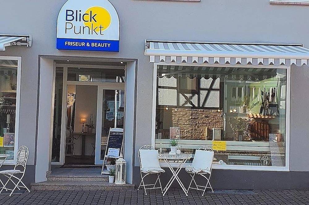 Ganze Wohnung, Ferienwohnung Steinweg - Ferienwohnung Blick Punkt in Tann, Rhön-Hessen