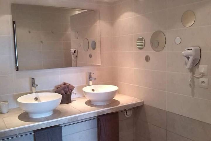 Location de vacances pour 2 personnes, avec terrasse à Bélesta - 4