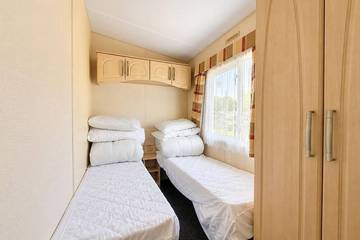 Glamping for 8 People in Skegness, Lincolnshire, Photo 4