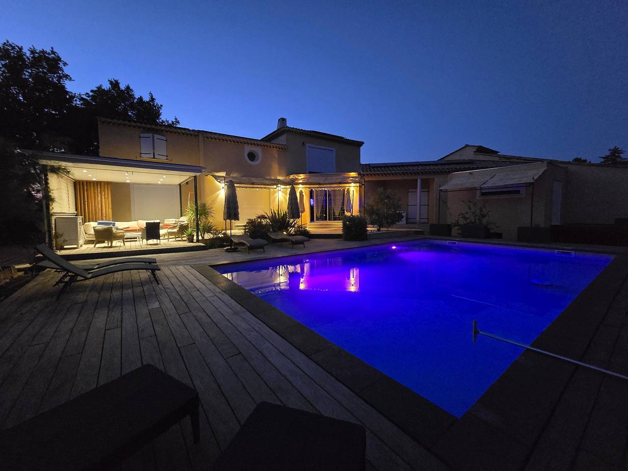 Villa « Superbe Avec Piscine » avec piscine privée, Wi-Fi et climatisation in Bras, Région de Brignoles