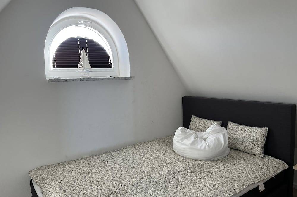 Exklusiver Urlaub unter Reet mit vielen Annehmlichkeiten in Rosenhagen, Dassow