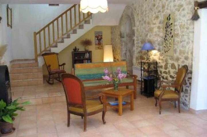 Gîte pour 4 personnes, avec jardin et terrasse à Lussan - 4