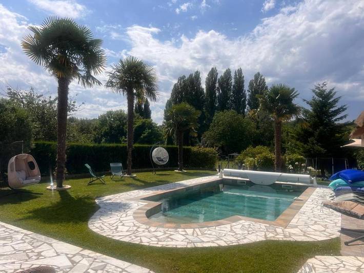 Location de vacances pour 8 personnes, avec piscine ainsi que terrasse et vue à Saintry-sur-Seine - 3