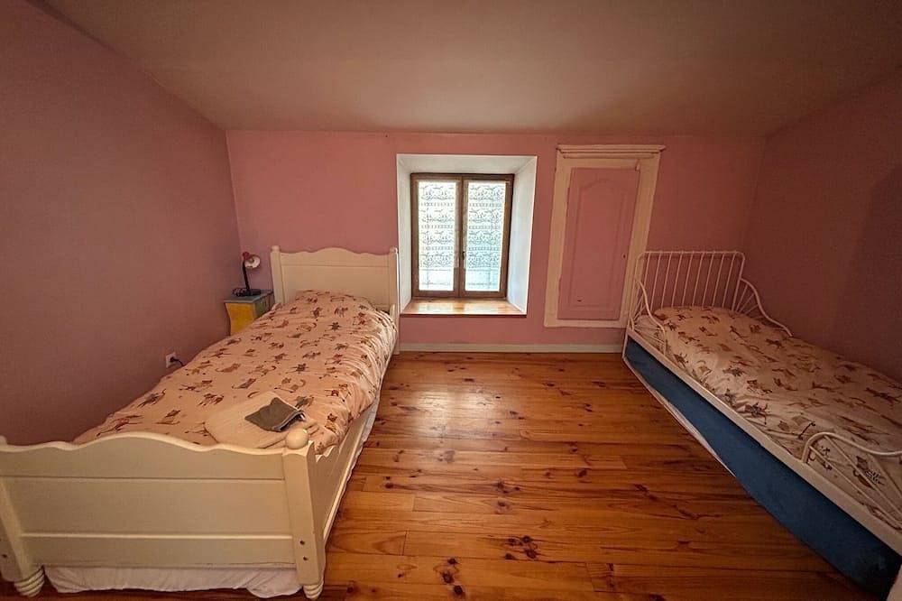 Spacious duplex 6p with bar and garage in Tournon-sur-Rhône, Tournon-sur-Rhône region