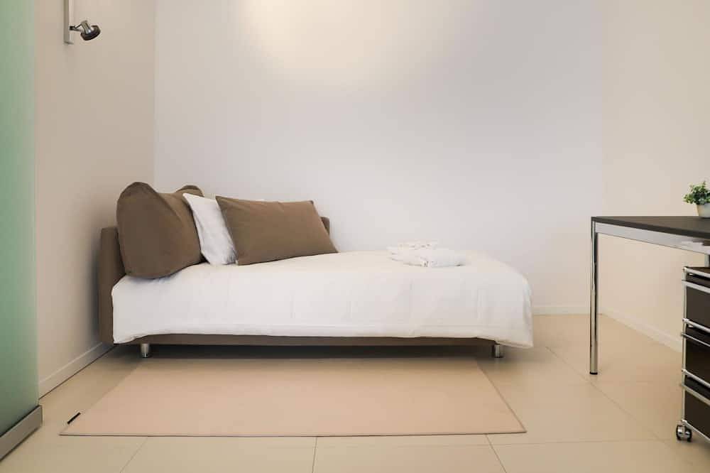 Ganze Wohnung, Herrliche Wohnung für 3 Gäste mit Klimaanlage, Pool,  W-Lan, Tv, Terrasse und Panoramablick in Montreux, Genfer See