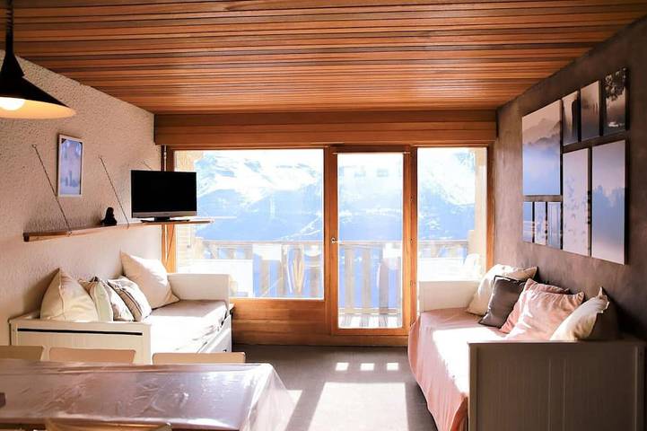 Gîte pour 4 personnes, avec balcon dans Office De Tourisme D Auris En Oisans - 4