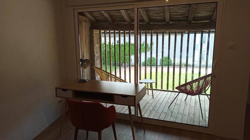 Gîte pour 2 personnes, avec jardin à Cherveux - 2