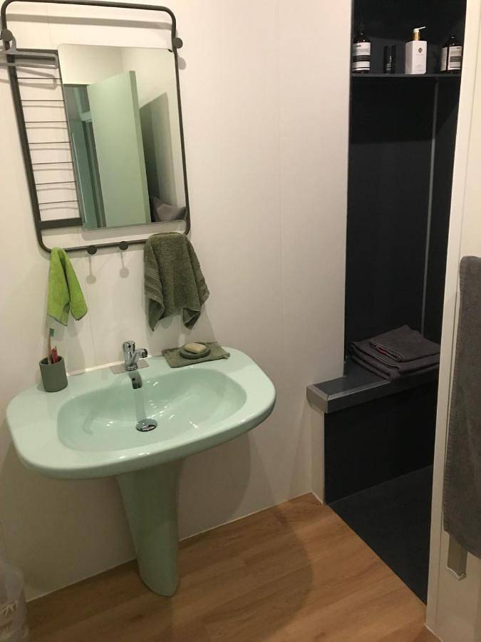 Double Room with Private Bathroom in Brioude, Haute-Loire