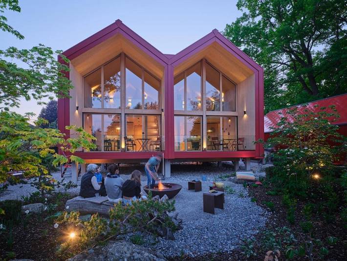 Chalet für 6 Personen, mit Balkon und Terrasse sowie Garten und Ausblick am Ammersee