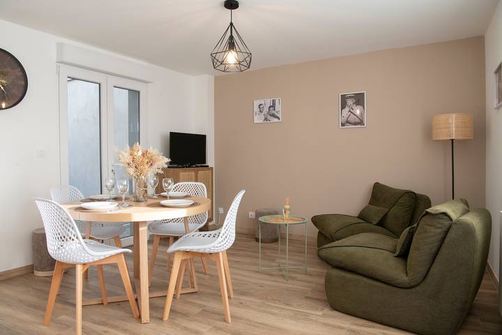Location de vacances pour 4 personnes, avec Terrasse à Poix-de-Picardie