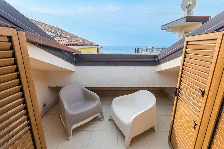 Appartamento per 5 persone in Giardini-Naxos