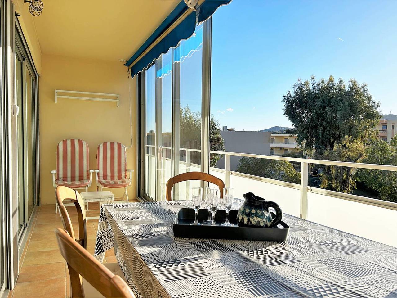 Appartement entier, Appartement à 150m de la plage avec terrasse fermée et parking privatif - Bormes-les-Mimosas in Bormes-les-Mimosas, Parc national de Port-Cros