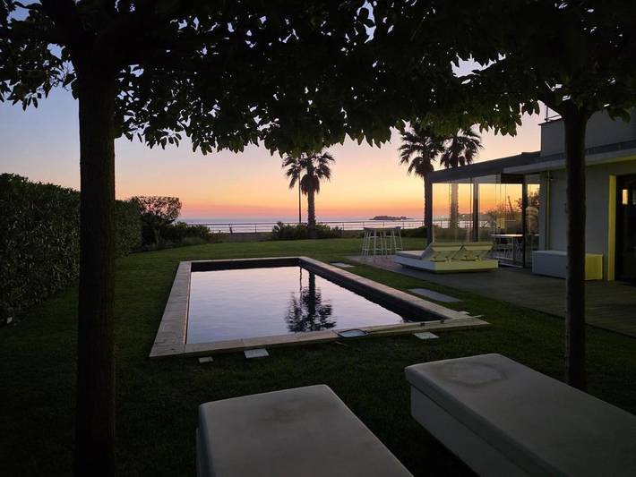 Location de vacances pour 6 personnes, avec vue ainsi que piscine et jardin dans Plage de La Gorguette