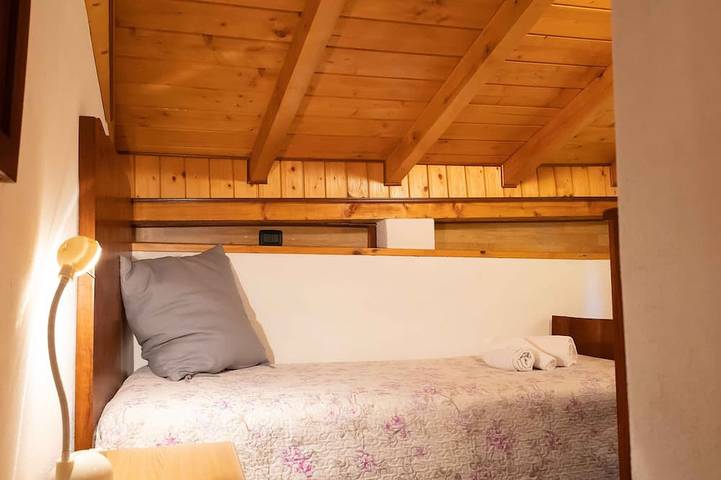 Ferienwohnung für 4 Personen, mit Terrasse in Brusimpiano Gemeinde - 2