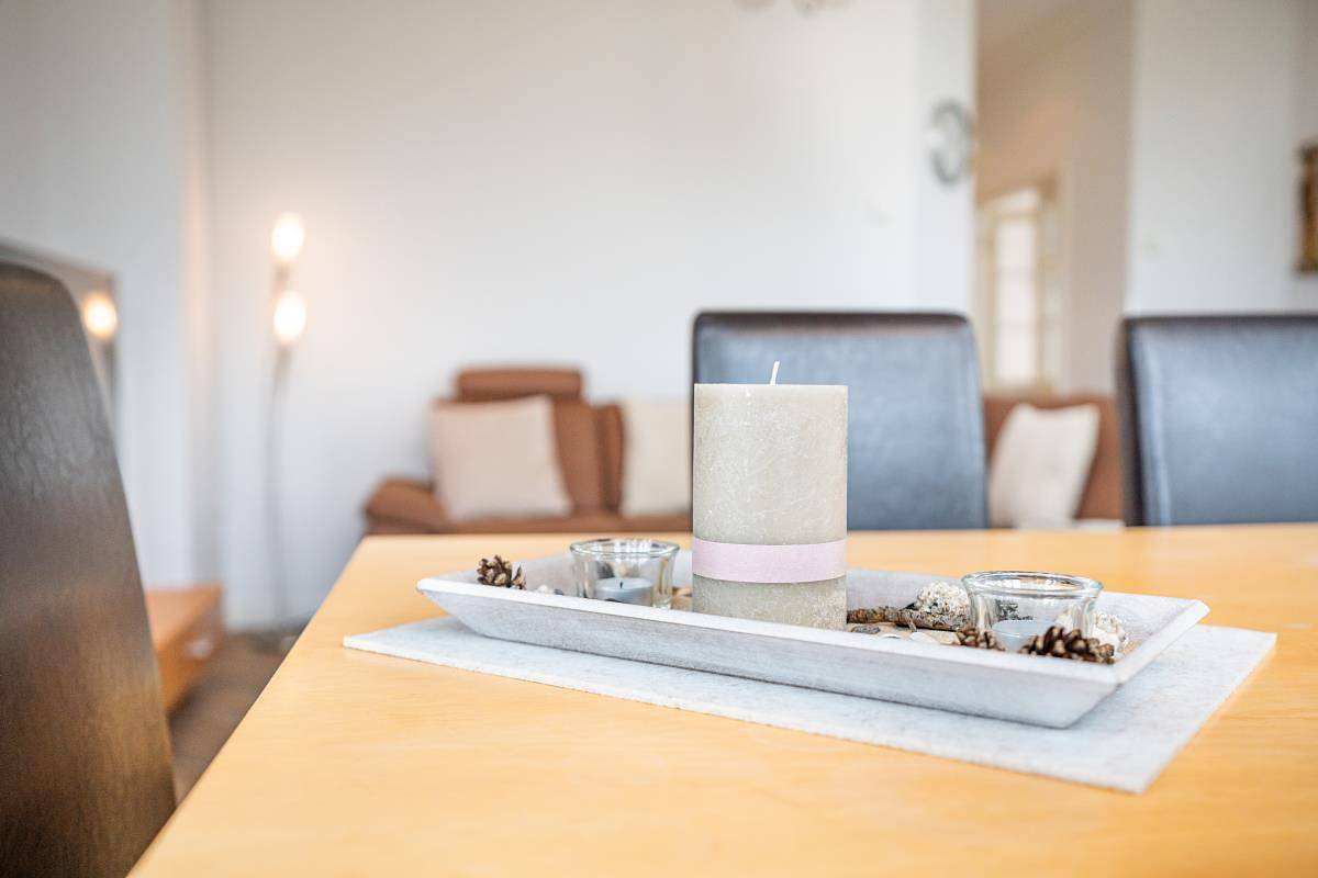 Ganze Ferienwohnung, Große Fewo in 1. Reihe, Terrasse, Parkplatz, Wlan in Drei Kaiserbäder, Heringsdorf