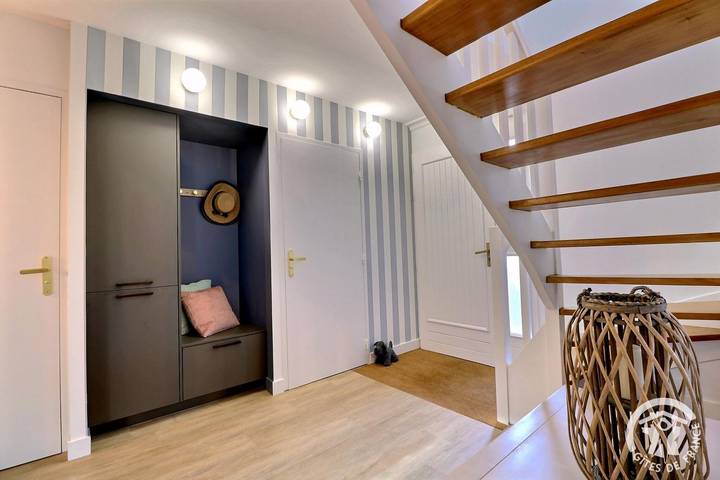 Gîte pour 8 personnes, avec jardin et terrasse, animaux acceptés à Saint-Lunaire - 2