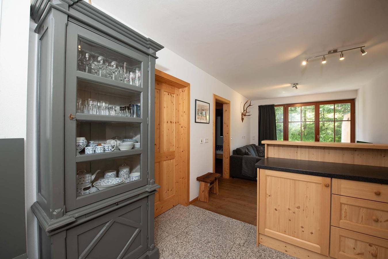 Appartement entier, Cozy apartment with mountain view and close to the slopes in the Zillertal Arena in Hochkrimml, Krimml