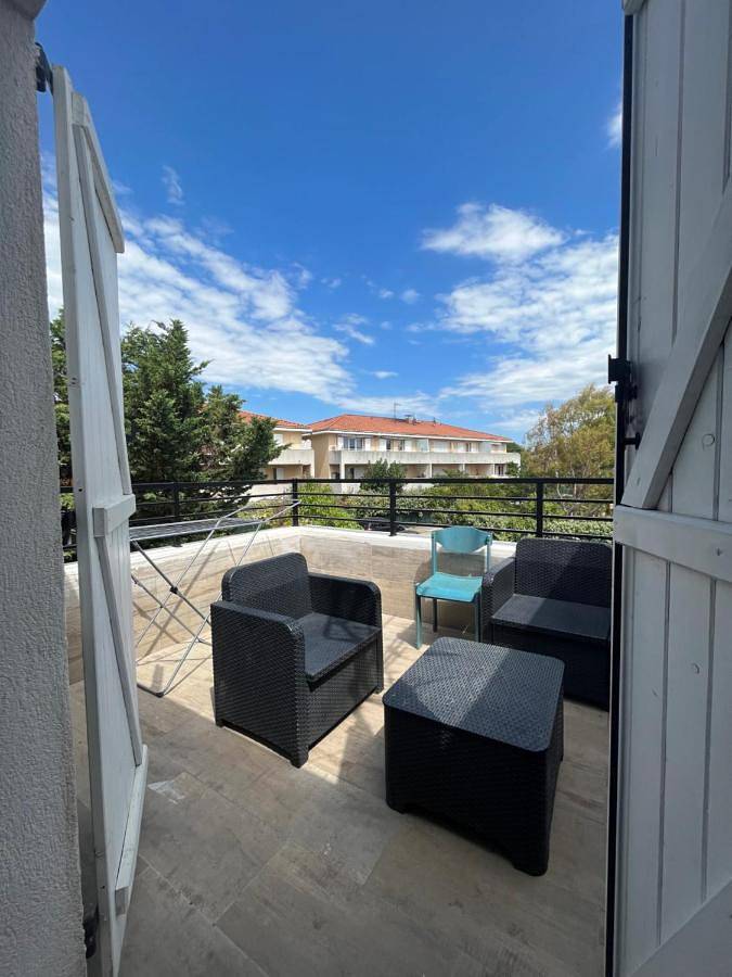 Appartement de vacances pour 6 personnes, avec Balcon ainsi que Terrasse et Jardin à Marignane