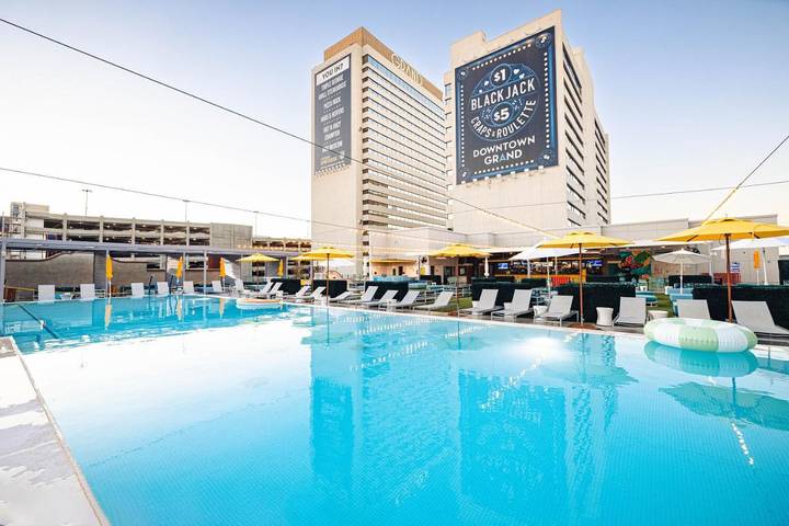 Hotel dla 4 osób, z taras i basen w Las Vegas
