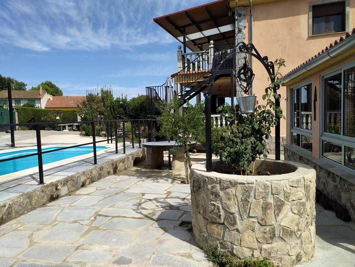 Casa rural para 9 personas, con Balcón y Terraza además de Jardín y Piscina en la Sierra de Béjar