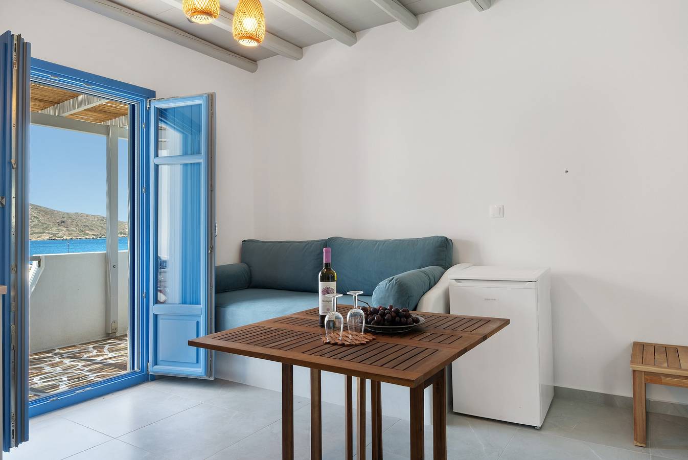 Appartement entier, Appartement 'Nicolas House 4' avec vue sur la mer, Wi-Fi et climatisation in Amorgos