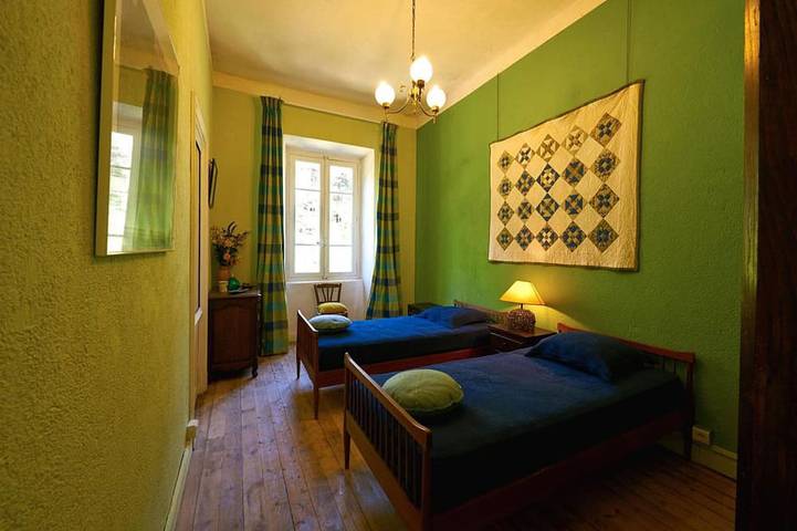 Location de vacances pour 10 personnes, avec jardin à Vivario - 4