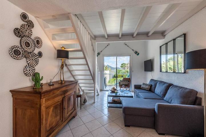 Gîte pour 4 personnes, avec balcon et vue dans Plage de la Baumette - 4