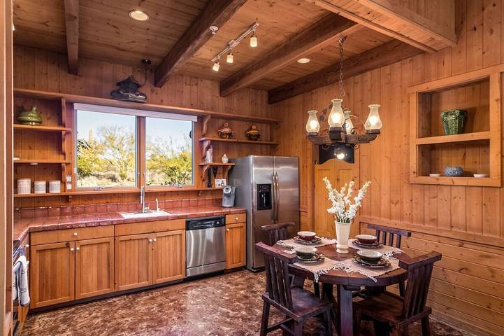 Vacation rental for 2 people, with garden and pool as well as hot tub, with pets in Scottsdale