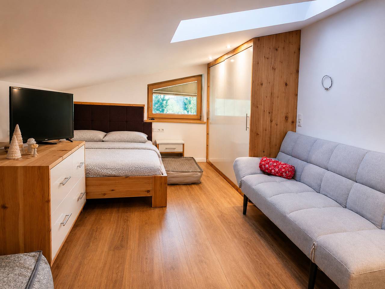Ganze Wohnung, Großzügiges Wohnen mit alpinem Charme und Balkon in Neukirchen am Großvenediger, Pinzgau