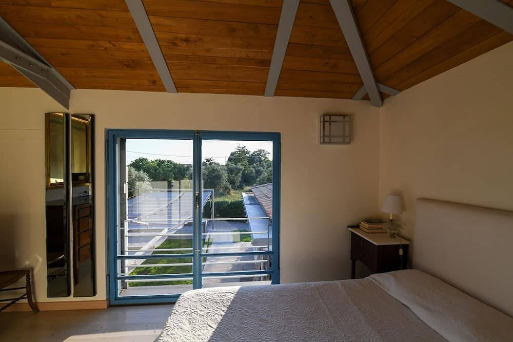 Moderne Villa Lake View in der Nähe von Rom, privater Pool, Wi-Fi in Trevignano Romano, Braccianosee