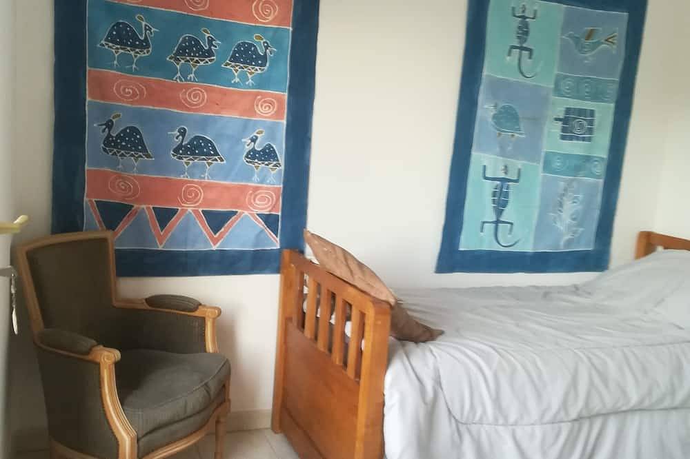 Spacieuse villa de 140 m2  avec piscine in Aubord, Côte méditerranéenne (France)