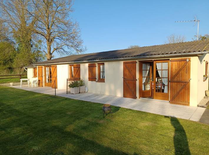 Gîte pour 2 personnes, avec jardin et terrasse, animaux acceptés dans le Calvados