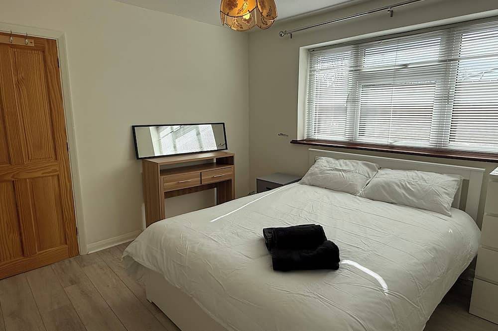 Apartamento entero, Harry Potter Flat, 2 Mins Drive away in Watford, Hertfordshire