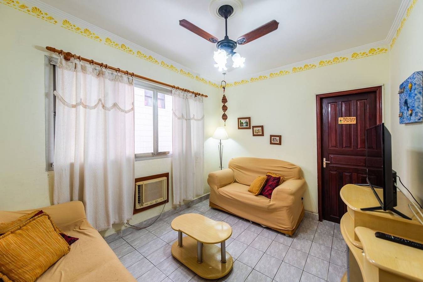 Apartamento entero, Apartamento a 550 m da praia com Wi-Fi e Garagem in Praia Grande, Baixada Santista