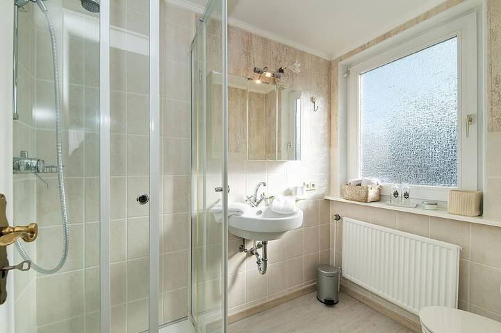Ganze Wohnung, Gemütliche 1-Zimmer Wohnung für 2 Personen, Wlan, Parkmöglichkeiten in der Nähe. in Tinnum, Sylt (Gemeinde)