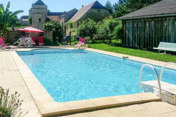 Location de vacances pour 5 personnes, avec balcon et piscine, animaux acceptés à Nuzéjouls