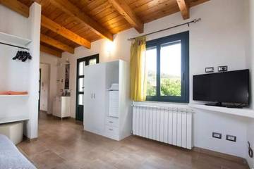 Cottage for 2 People in Sassari Province, Sardinia, Photo 3