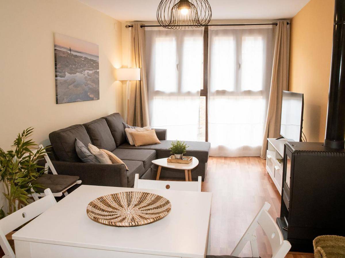 Apartamento entero, One-Bedroom Apartment in Valdelinares, Provincia de Teruel