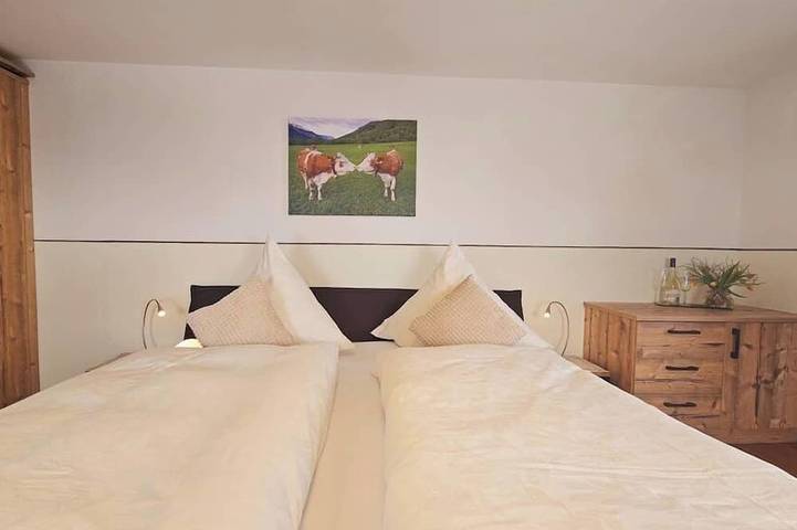 Bauernhof für 4 Personen, mit Balkon und Pool sowie Garten in Bernau am Chiemsee - 2