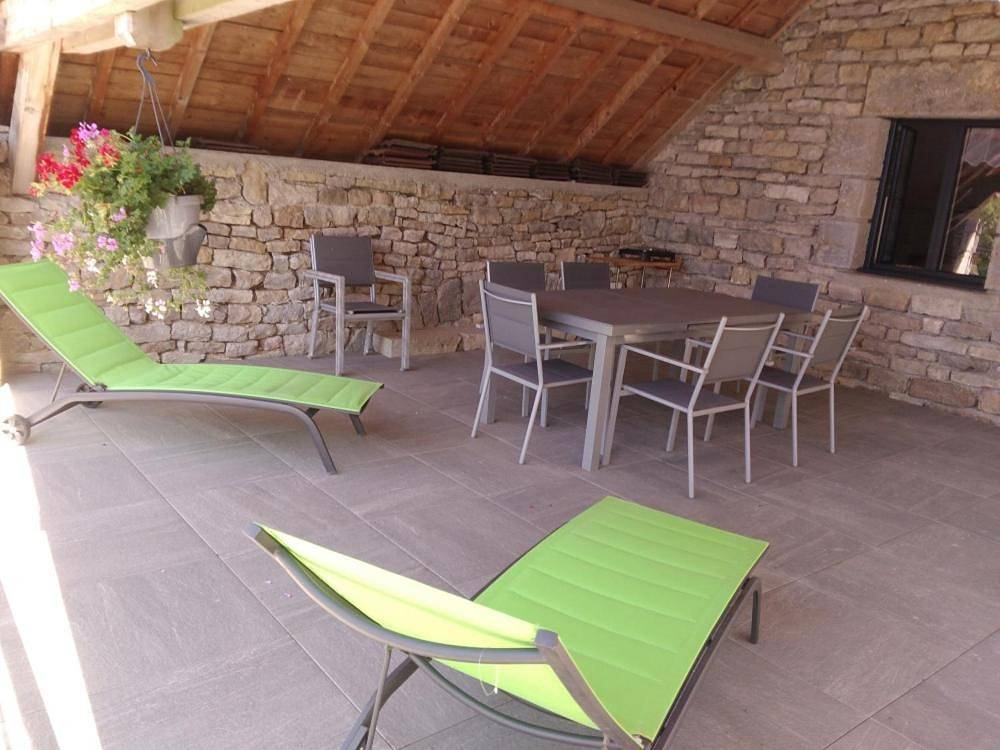 Gite le Nid du Poupet in Ivrey, Jura Francais